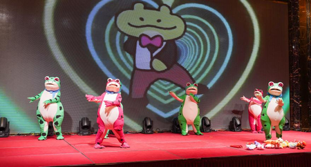 普乐司年会现场表演